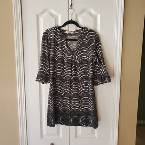 Aryeh Black and White Geometric Tunic Top